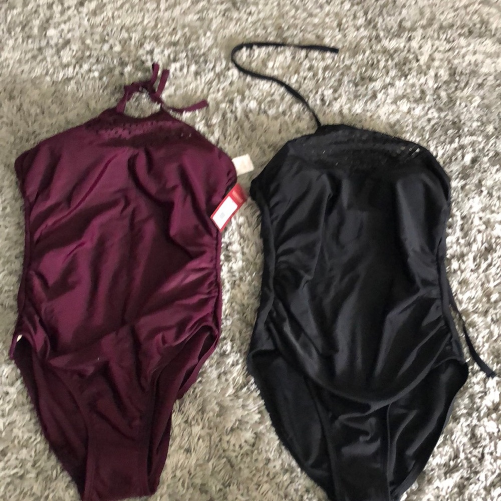 Merona one piece swimsuit NWT plum and black